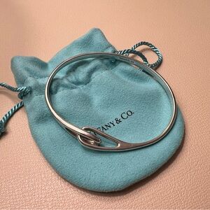 Vintage Tiffany & Co Interlocking Loop Silver Bangle